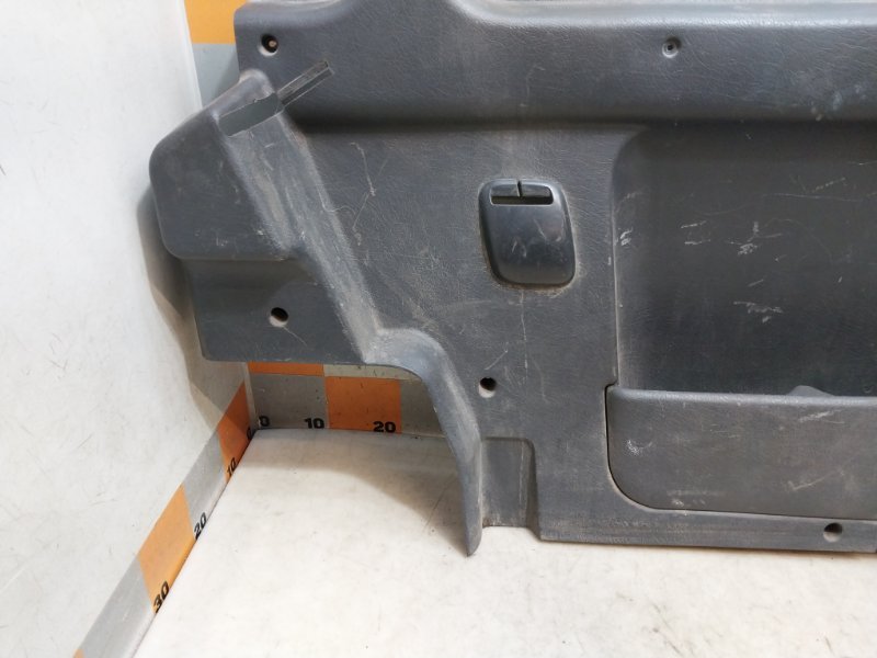 Обшивка багажника