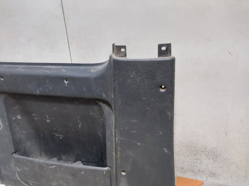 Обшивка багажника