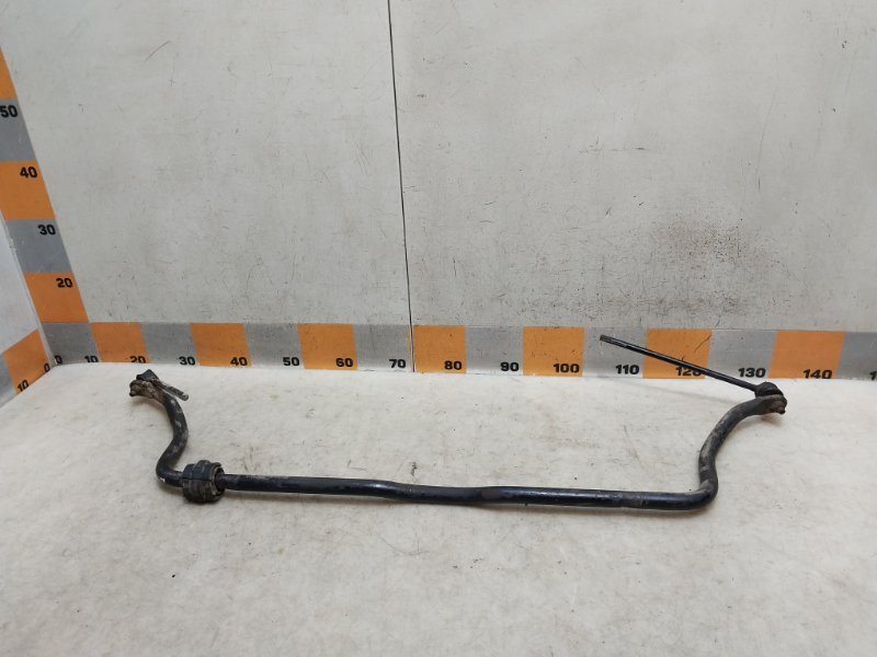 Стабилизатор передний