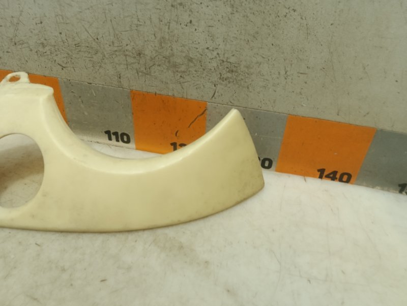 Планка под фару левая