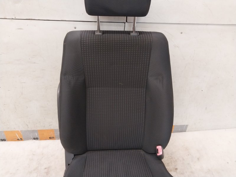 Сиденье переднее правое