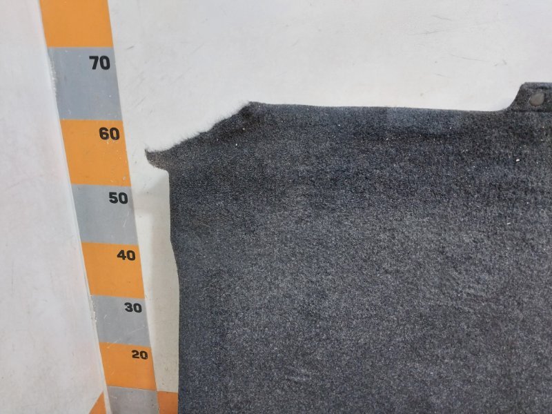 Пол багажника