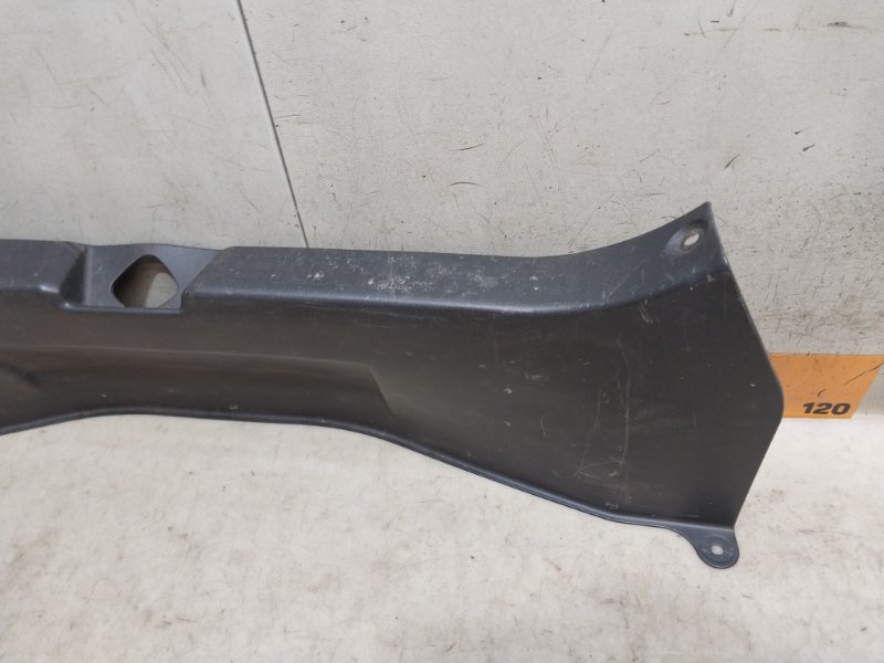 Обшивка багажника