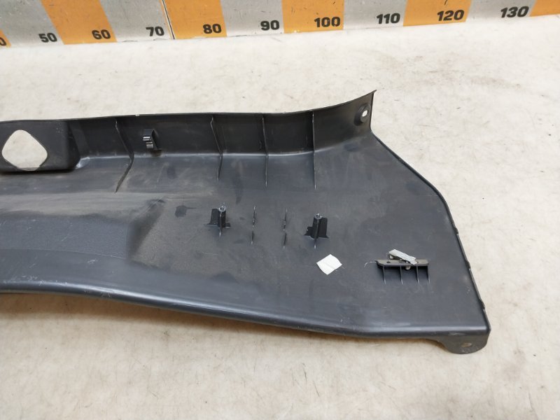 Обшивка багажника