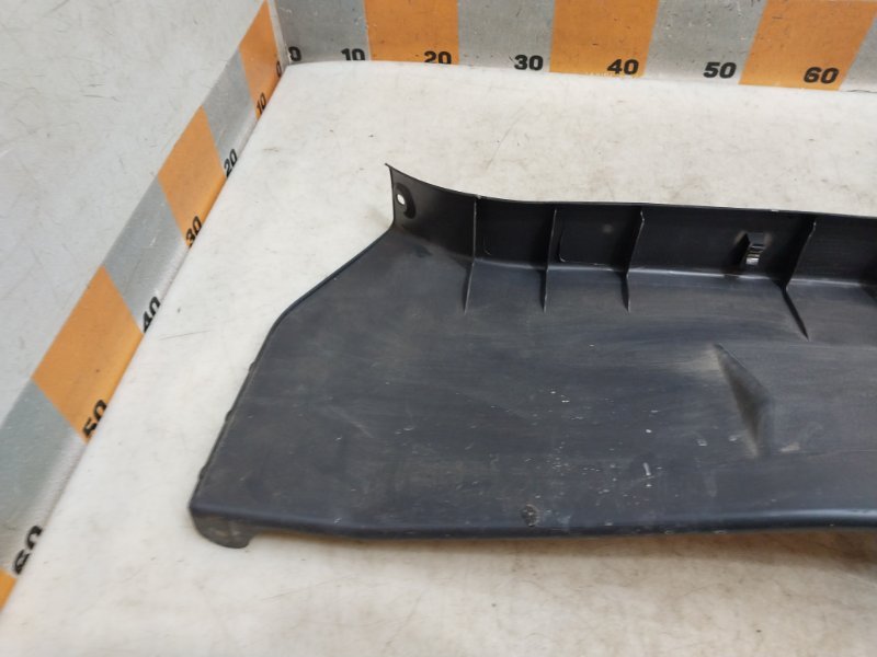 Обшивка багажника