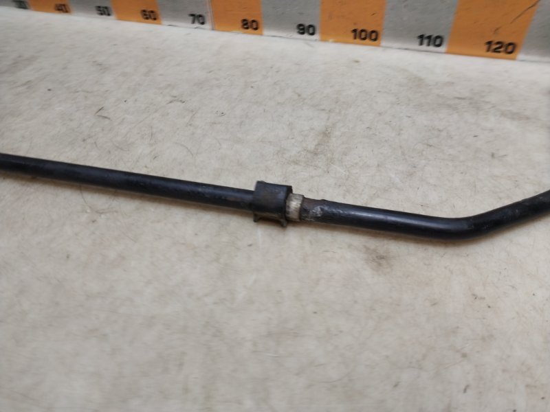 Стабилизатор передний