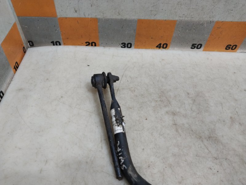 Стабилизатор передний