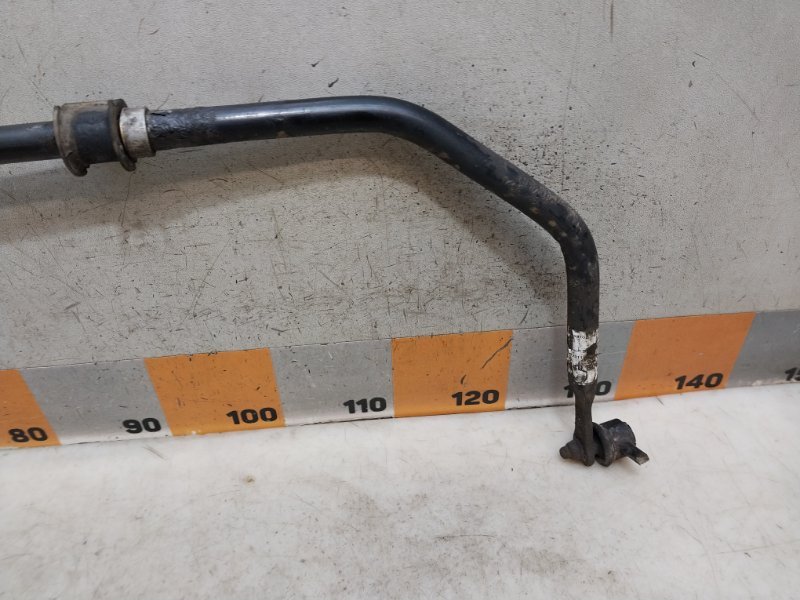 Стабилизатор передний