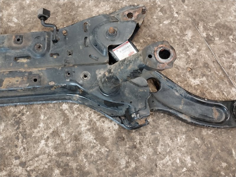 Балка подмоторная