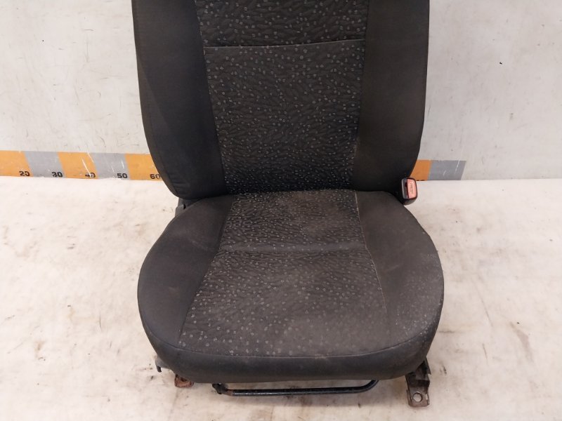 Сиденье переднее правое