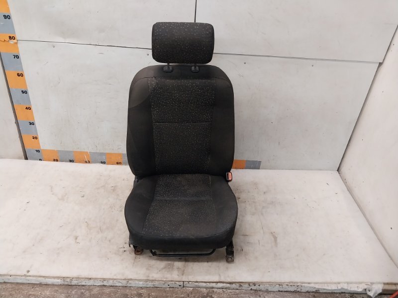 Сиденье переднее правое