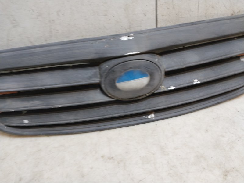 Решетка радиатора