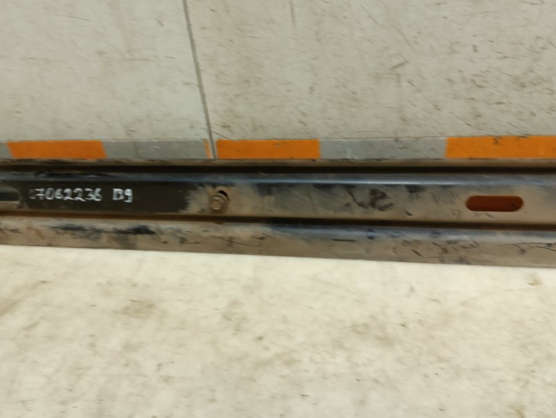 Балка подрадиаторная