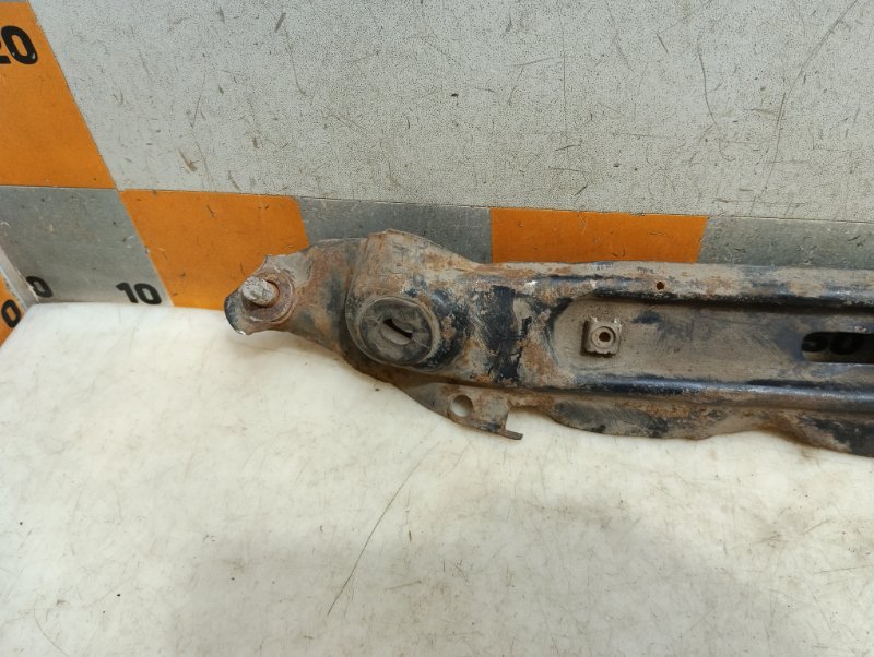 Балка подрадиаторная