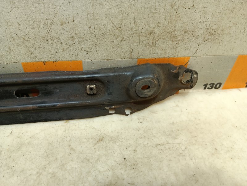 Балка подрадиаторная