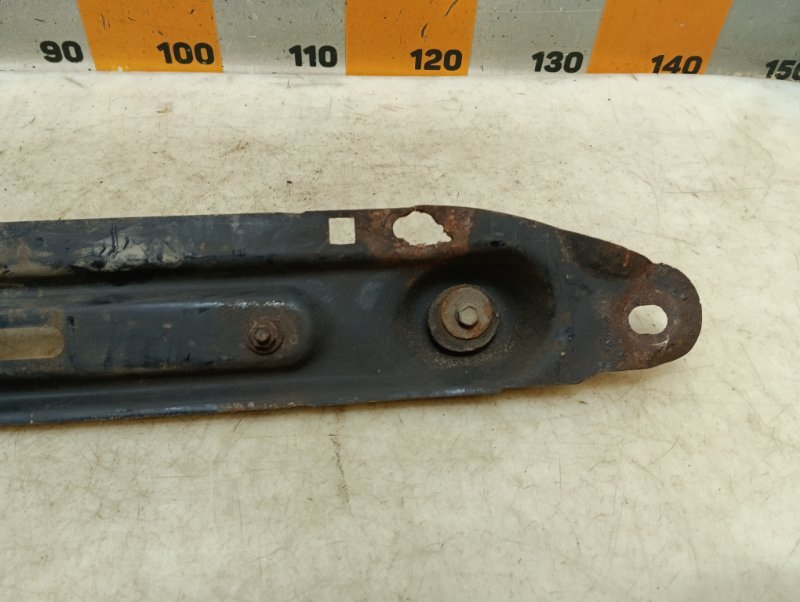 Балка подрадиаторная