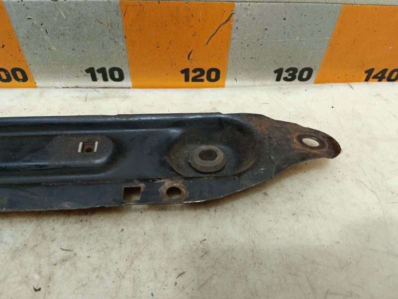 Балка подрадиаторная