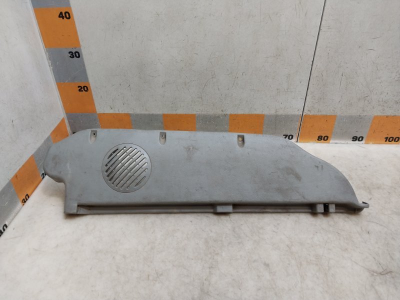 Держатель задней полки