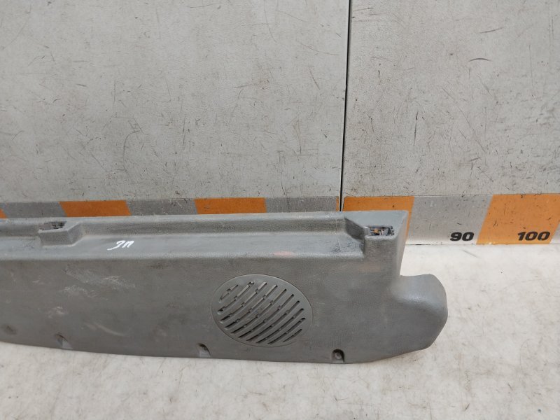 Держатель задней полки