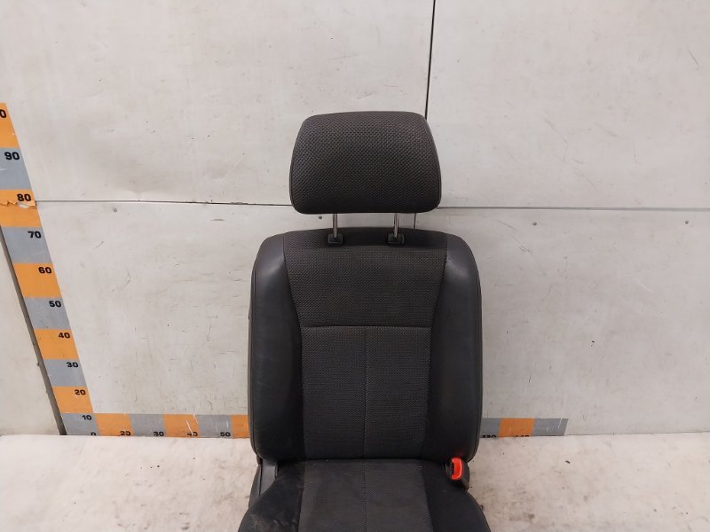 Сиденье переднее правое