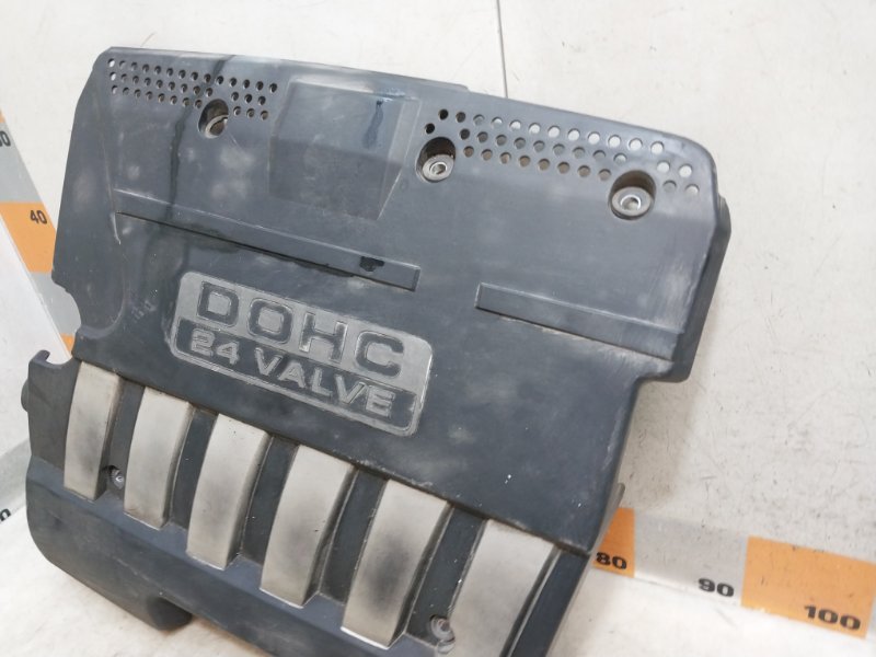 Крышка двигателя