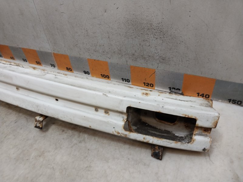 Усилитель заднего бампера