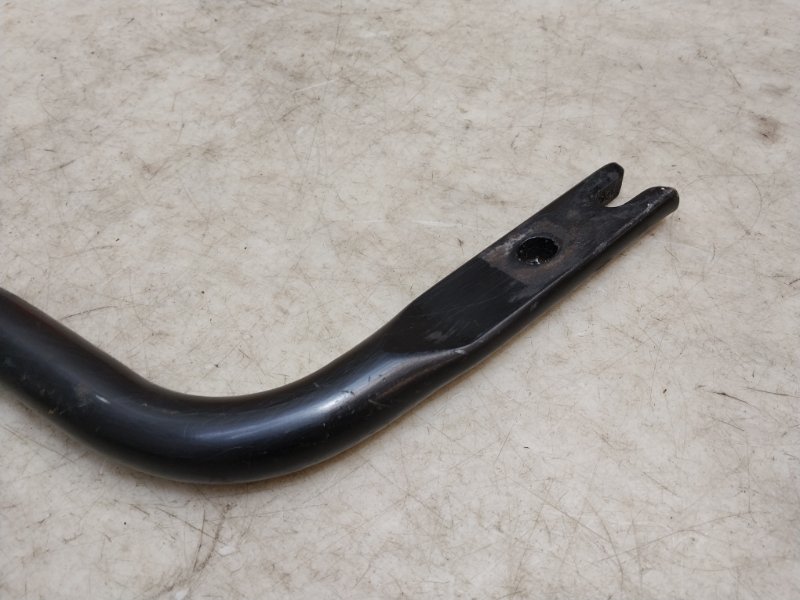 Тяга передняя продольная