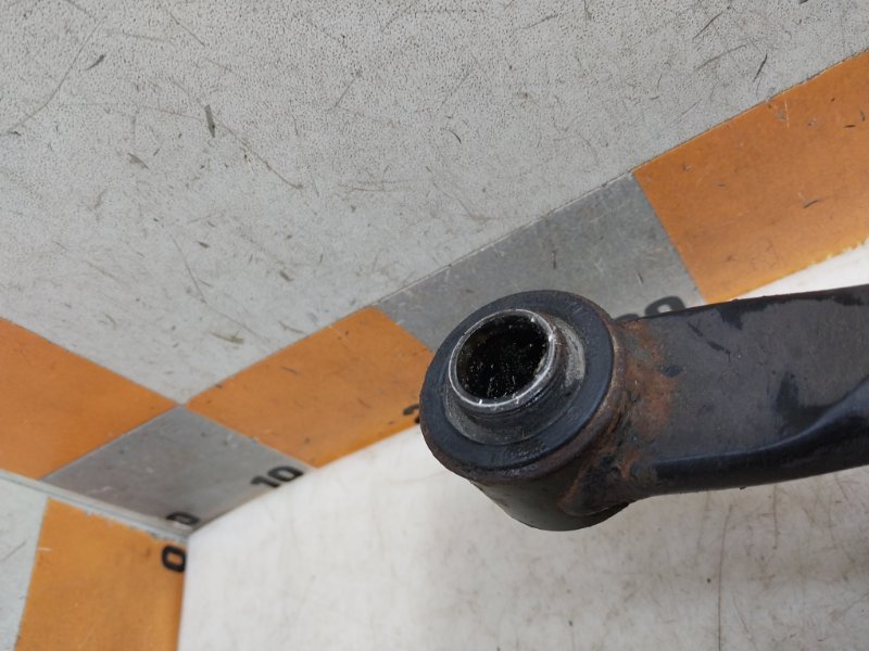 Тяга передняя продольная