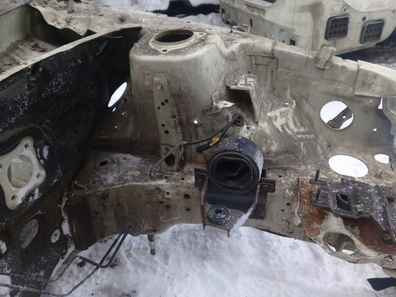 Лонжерон передний левый