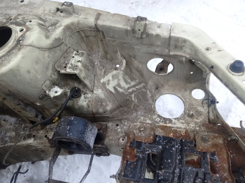 Лонжерон передний левый