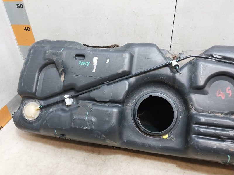 Бак топливный