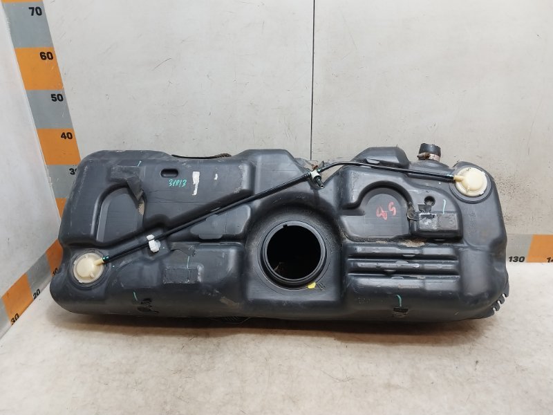 Бак топливный