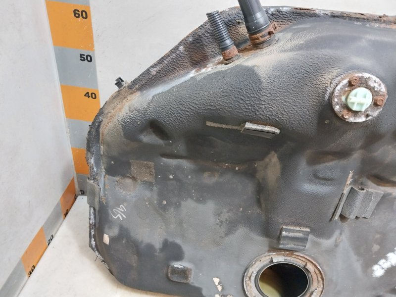 Бак топливный