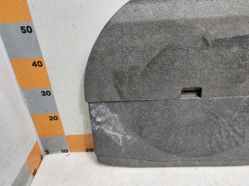 Пол багажника