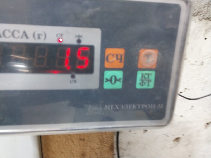 Стекло двери задней правой