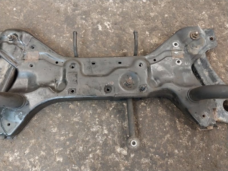 Балка подмоторная