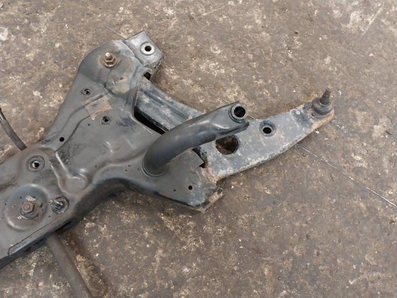 Балка подмоторная