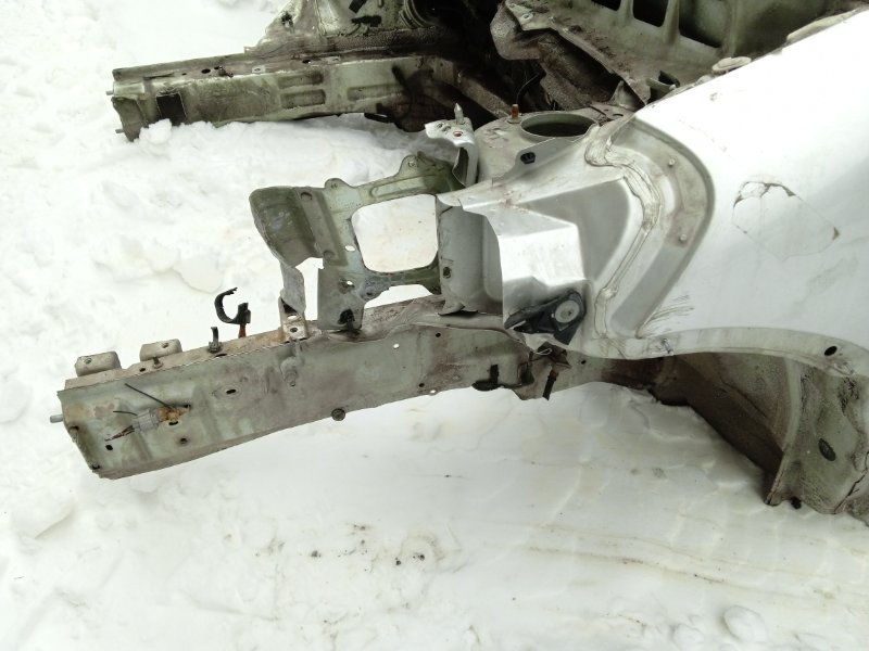 Кузовной элемент