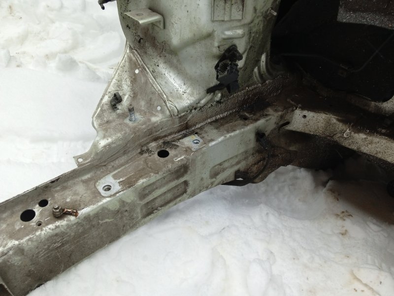 Лонжерон передний правый