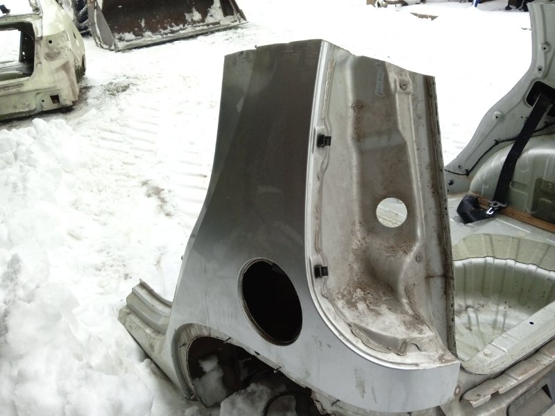 Кузовной элемент