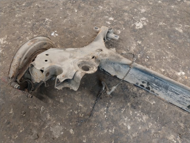 Балка задняя