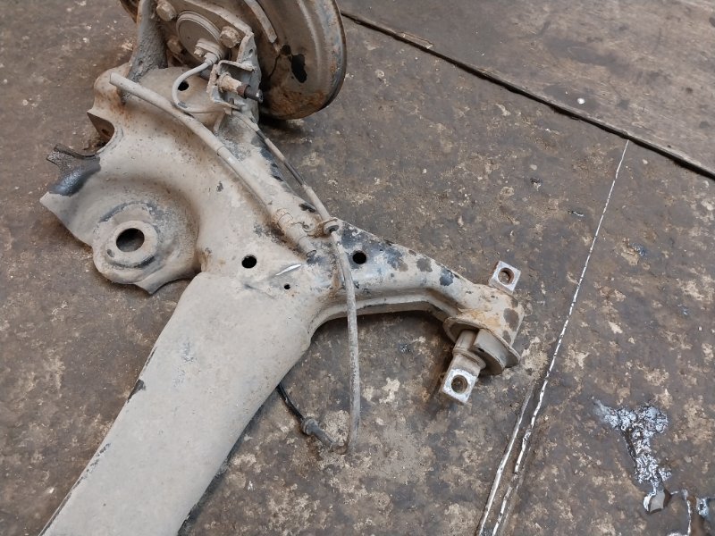 Балка задняя