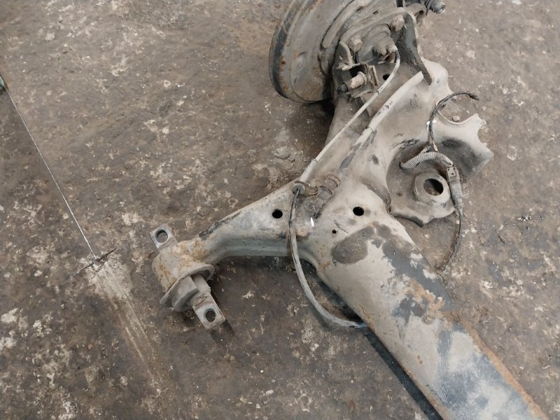 Балка задняя