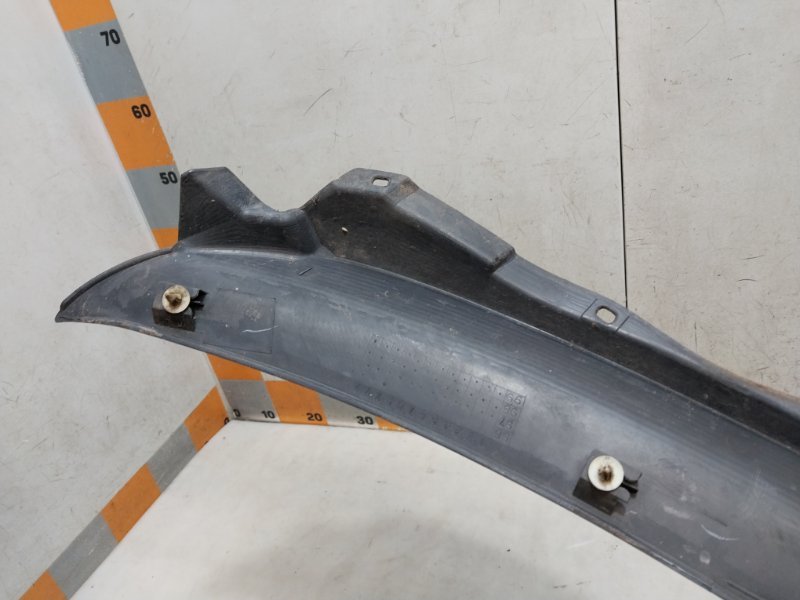 Решетка стеклоочистителей (Жабо)