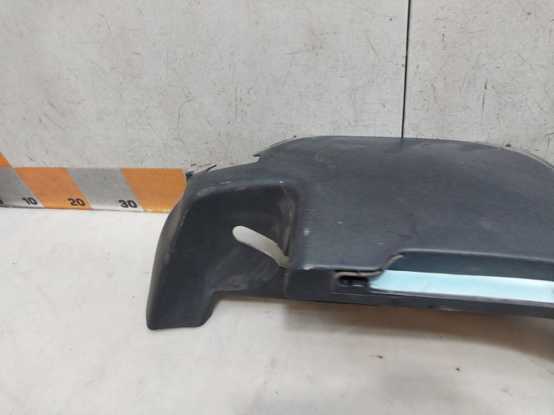 Держатель задней полки