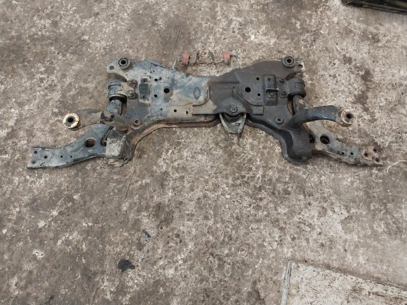 Балка подмоторная