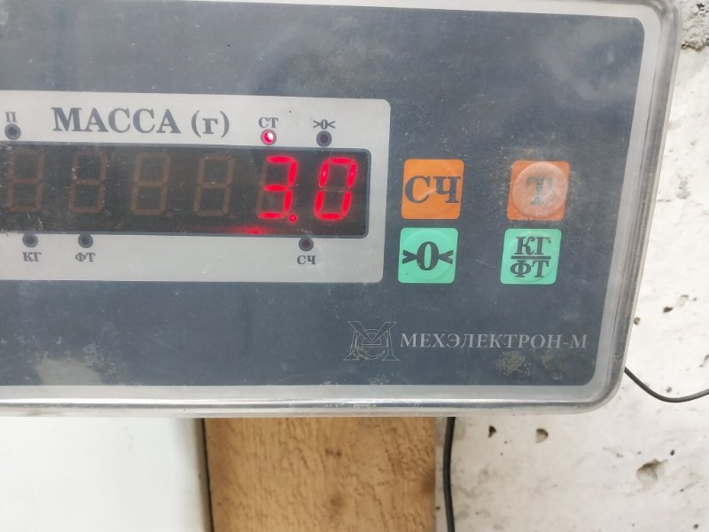 Стекло двери багажника