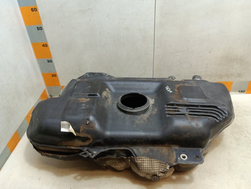 Бак топливный