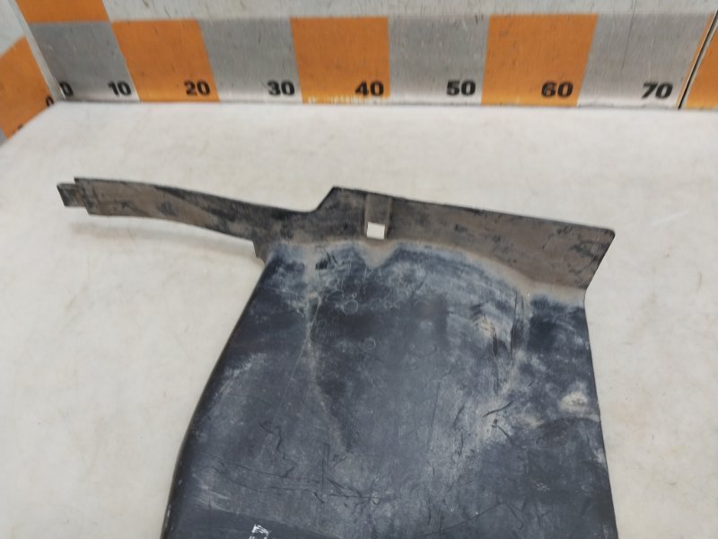 Пыльник двигателя