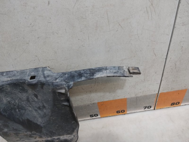 Пыльник двигателя